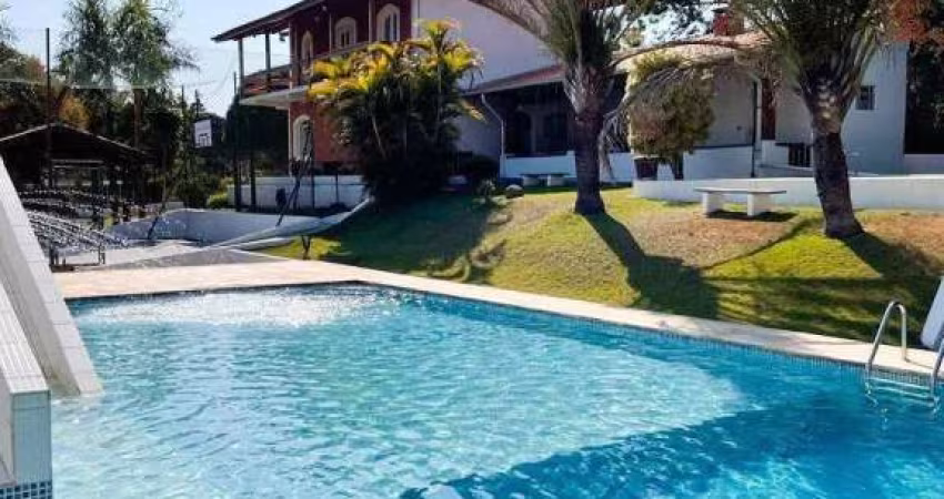 Chácara com 3 dormitórios à venda, no bairro do Portão em Atibaia/SP - CH0174