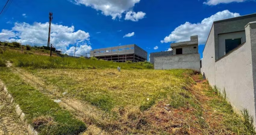 Terreno à venda, 326 m² no Residencial Jardins da Catalunha - Atibaia/SP - TE2441