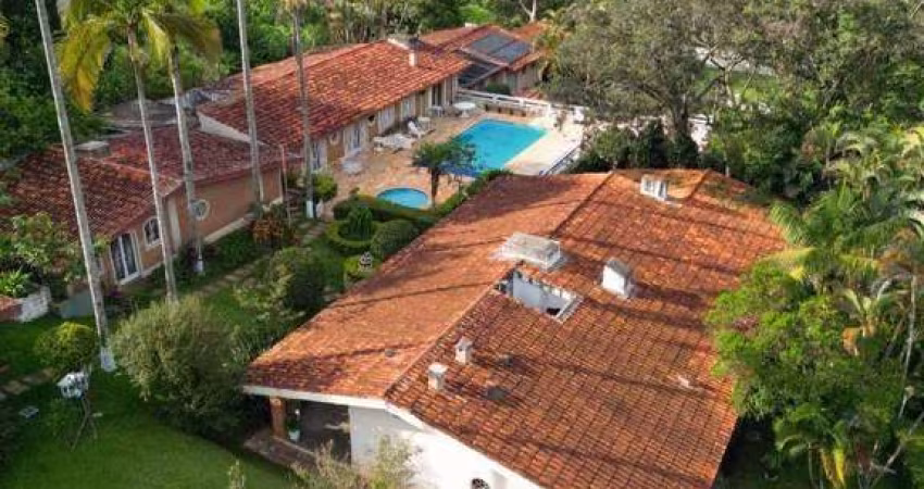 Chácara com 4 dormitórios à venda, no Belvedere em Atibaia/SP - CH0198