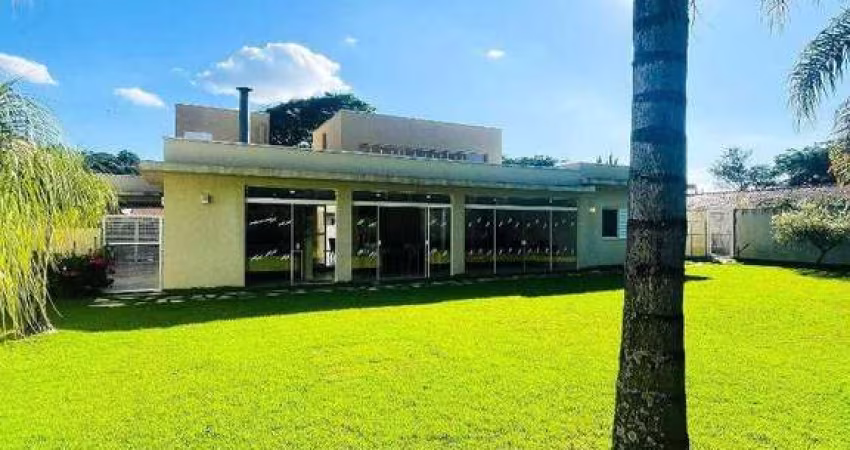 Casa com 3 dormitórios à venda, no Condomínio Flamboyant - Atibaia/SP - CA5864