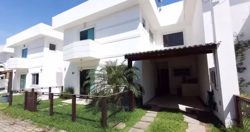 Casa com 4 quartos para alugar no Buraquinho, Lauro de Freitas 