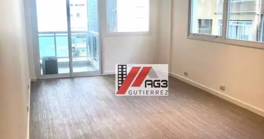 Sala reformada com ar condicionado, varanda e vaga nos jardins