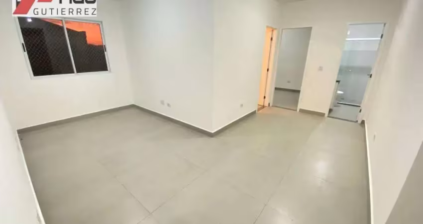 Apartamento de 2 dormitórios com quintal amplo, elevador e vaga livre na vila carolina