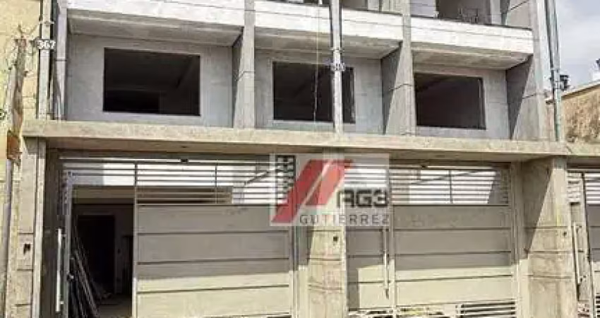 Sobrado novo com duas suítes, lavabo, área gourmet e duas vagas na vila carolina - bairro do limão