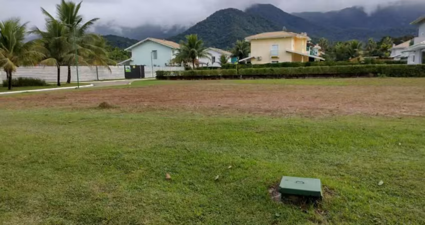 Terreno à venda na Praia da Mococa, Caraguatatuba 