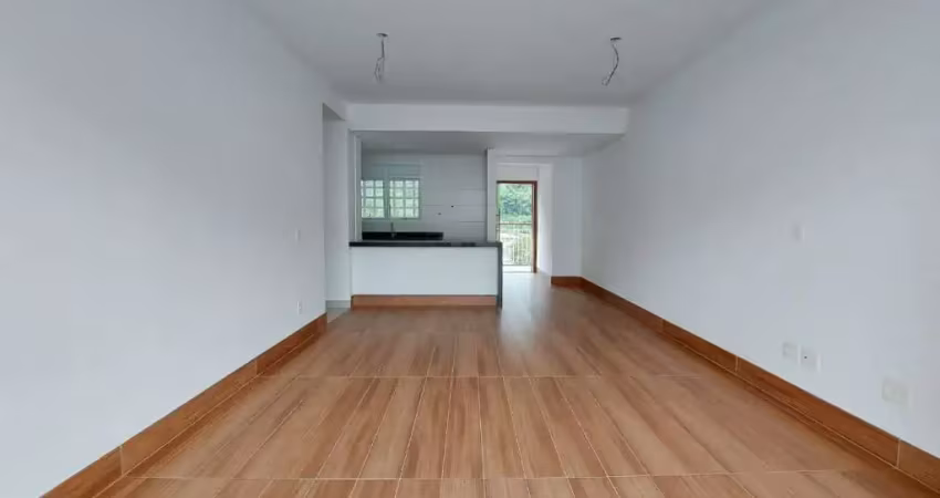 Saco da Ribeira - Apartamento com bela vista mar