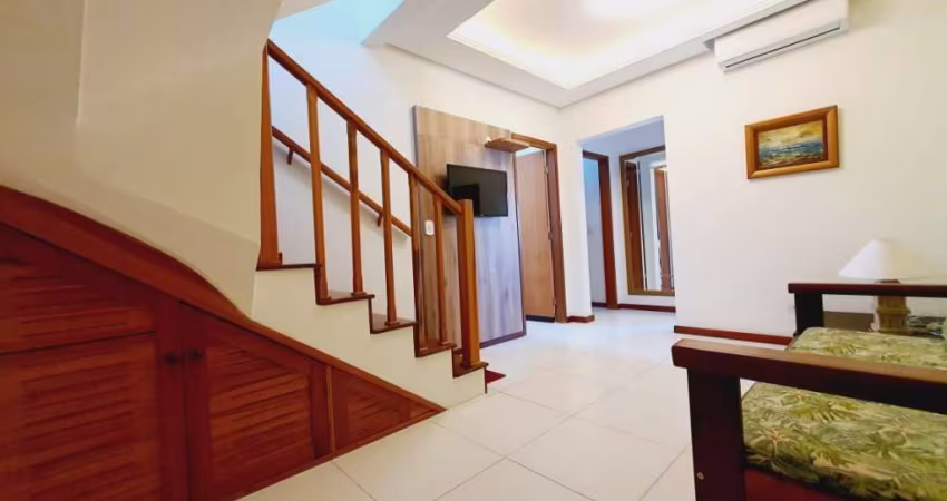 Linda cobertura duplex mobiliada, 165m², 3 suítes, terraço gourmet e lazer no condomínio