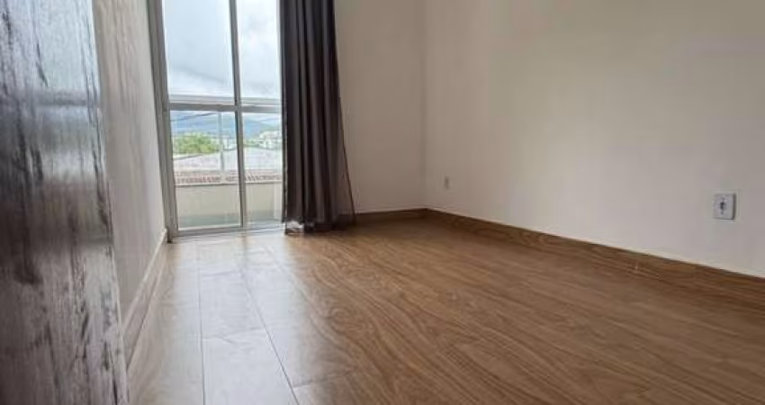 Apartamento no Pereque-Açu, 62m2, 2 dormitórios.Lazer