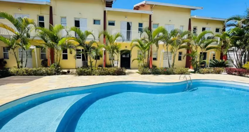 linda casa em condominio na maranduba