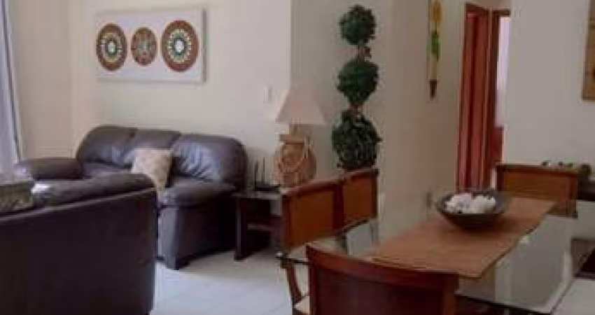 APARTAMENTO COM 02 DORMITÓRIOS SENDO 01 SUÍTE, PORTEIRA FECHADA, NO CANTO NOBRE DA PRAIA GRANDE