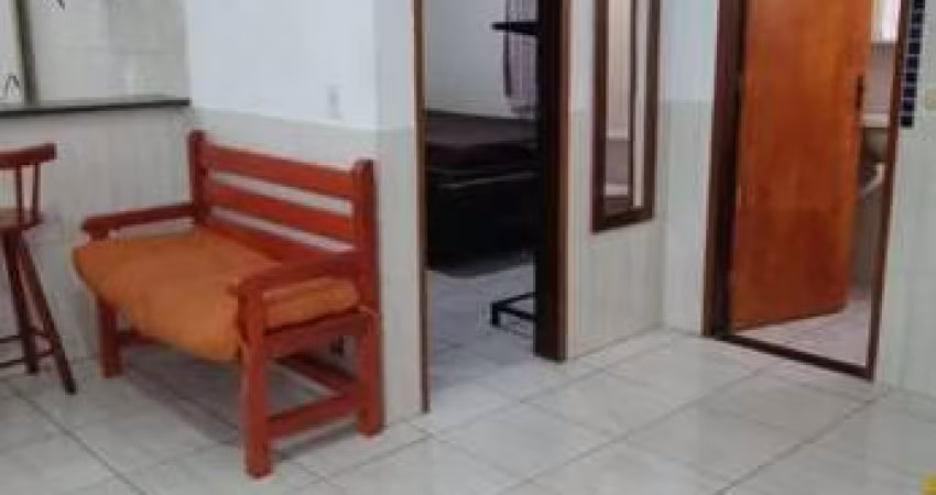 Apartamento mobiliado com 01 dormitório no Itaguá