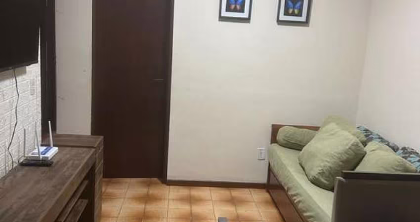 Apartamento com 3 dormitórios e 2 vagas de garagem - aproximadamente 300 metros do mar