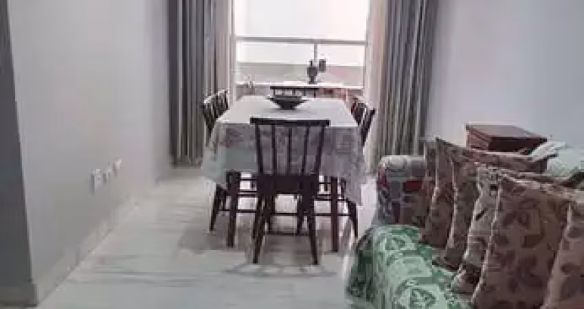 Ótimo apartamento com 03 dormitórios, porteira fechada, muito bem localizado .