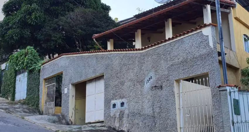 Casa com 3 dormitórios à venda, 550 m² por r$ 550.000,00 - bandeirantes - juiz de fora/mg