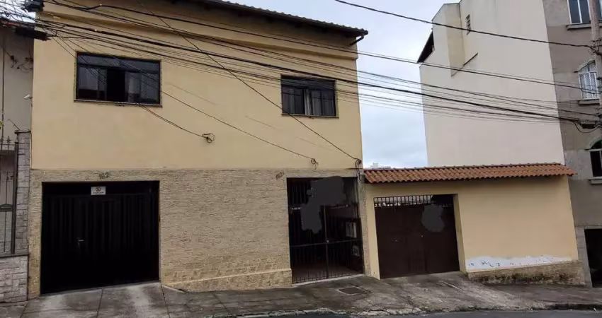 Casa com 2 dormitórios à venda, 100 m² por R$ 350.000 - São Mateus - Juiz de Fora/MG