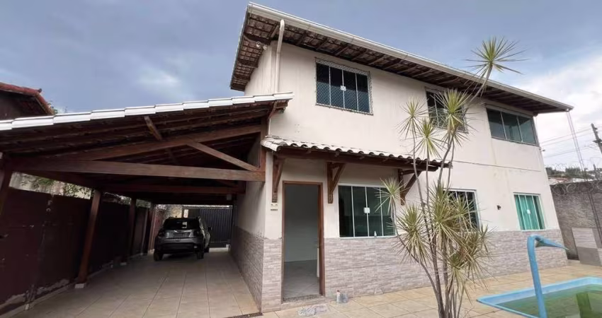 Casa com 4 dormitórios à venda, 220 m² por R$ 649.000 - Parque Guarua - Juiz de Fora/MG