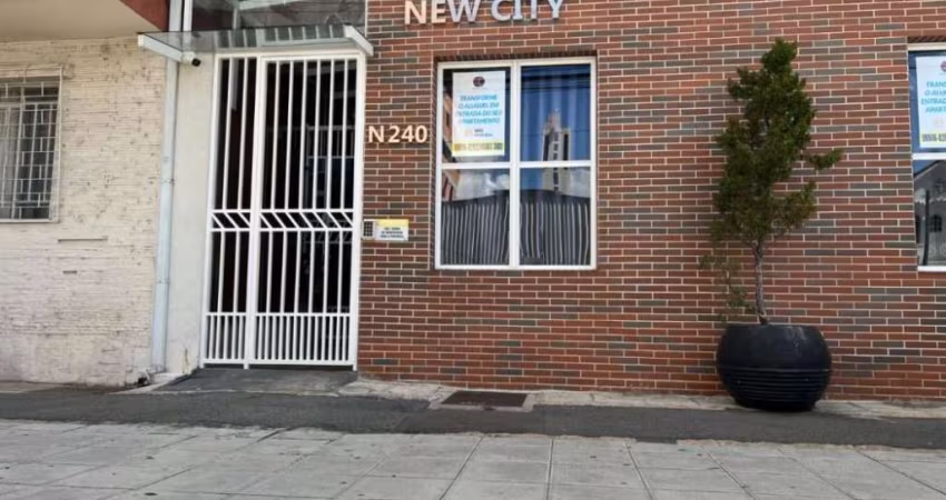 Apartamento 2 quartos em condomínio clube no Centro de Curitiba