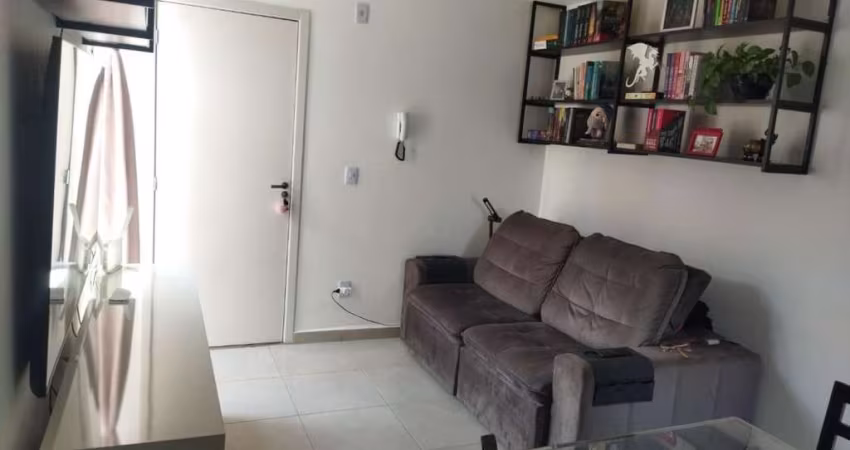 Apartamento com 2 dormitórios à venda, 41 m² por R$ 200.000,00 - Tanguá - Almirante Tamandaré/PR