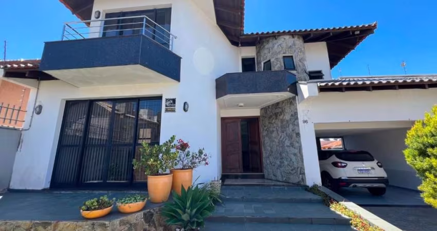 OPORTUNIDADE LINDA CASA 4 QUARTOS PRÓXIMO AO PARQUE SÃO LOURENÇO