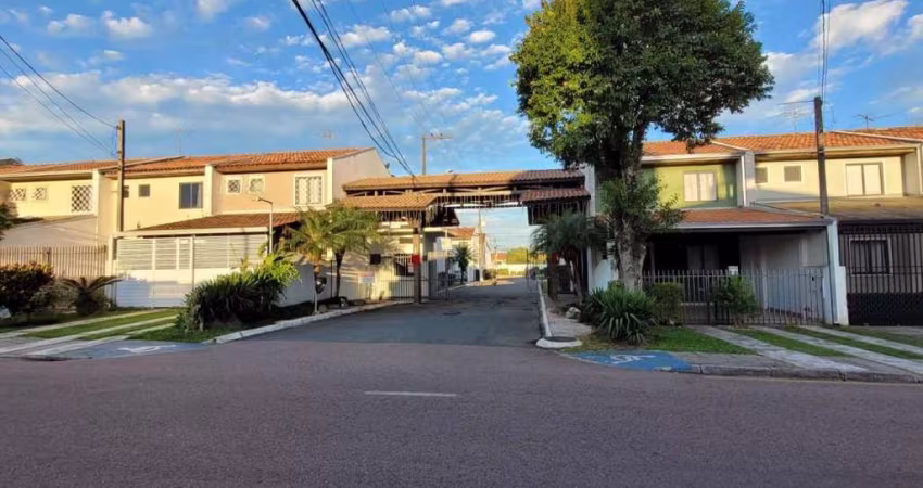 Sobrado para Venda em Curitiba, Cajuru, 3 dormitórios, 1 suíte, 3 banheiros, 2 vagas