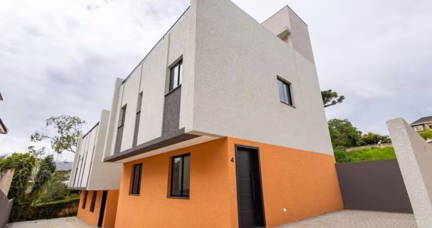 Sobrado com 3 dormitórios à venda, 170 m² por R$ 687.477,00 - Abranches - Curitiba/PR