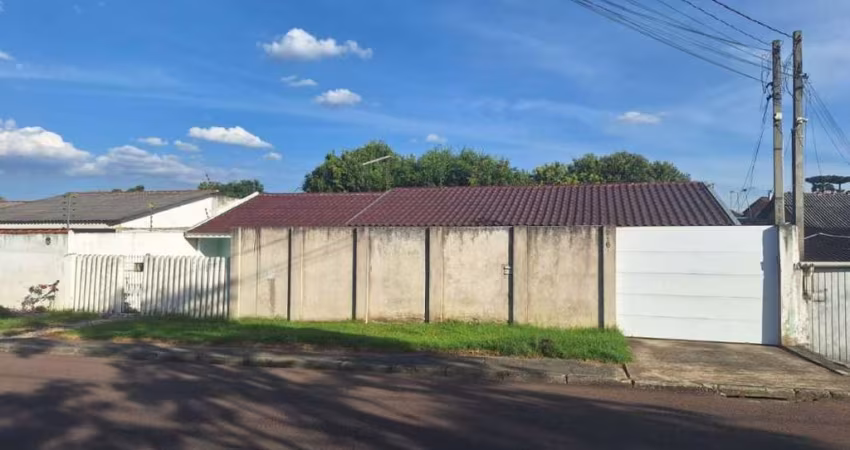 Terreno com duas casa não averbadas - R$ 430.000 - Pinheirinho - Curitiba/PR
