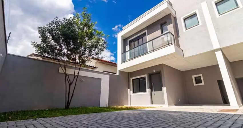 Sobrado com 3 dormitórios à venda, 119 m² por R$ 719.990,00 - Xaxim - Curitiba/PR