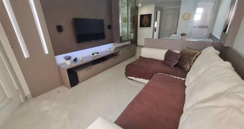 Triplex à Venda no Cajuru – Curitiba | 3 Quartos | Suíte | 210m² | Churrasqueira e 3 Vagas de Garagem