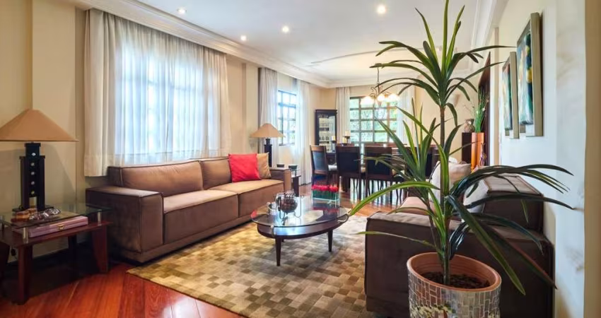 CASA com 4 dormitórios à venda com 464m² por R$ 3.214.000,00 no bairro São João - CURITIBA / PR