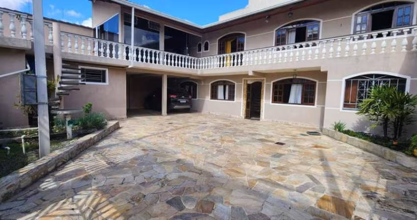 Sobrado com 4 dormitórios para alugar, 300 m² por R$ 4.526,00/mês - Parque da Fonte - São José dos Pinhais/PR