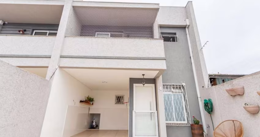 Sobrado com 3 dormitórios à venda, 110 m² por R$ 535.000,00 - Uberaba - Curitiba/PR