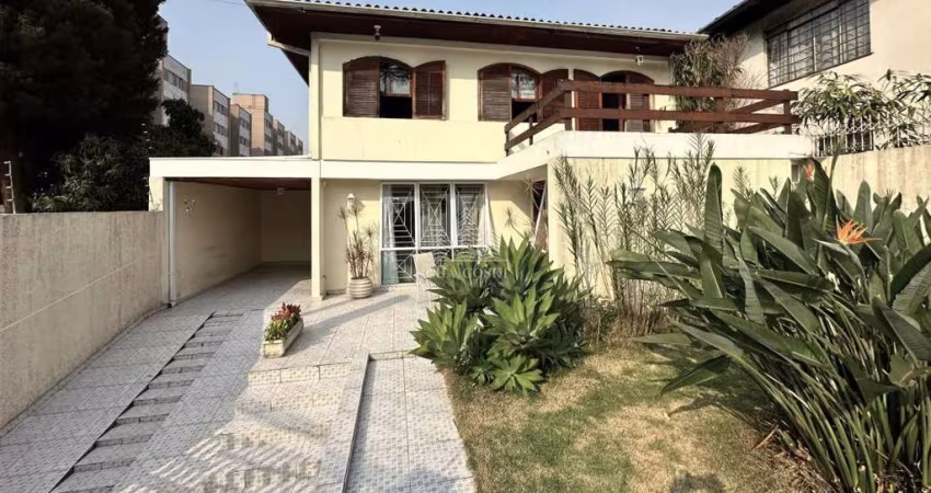 CASA 3 QUARTOS NO CABRAL