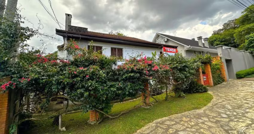 Casa com 4 dormitórios à venda com 230m² por r$ 1.590.000,00 no bairro seminário - curitiba / pr
