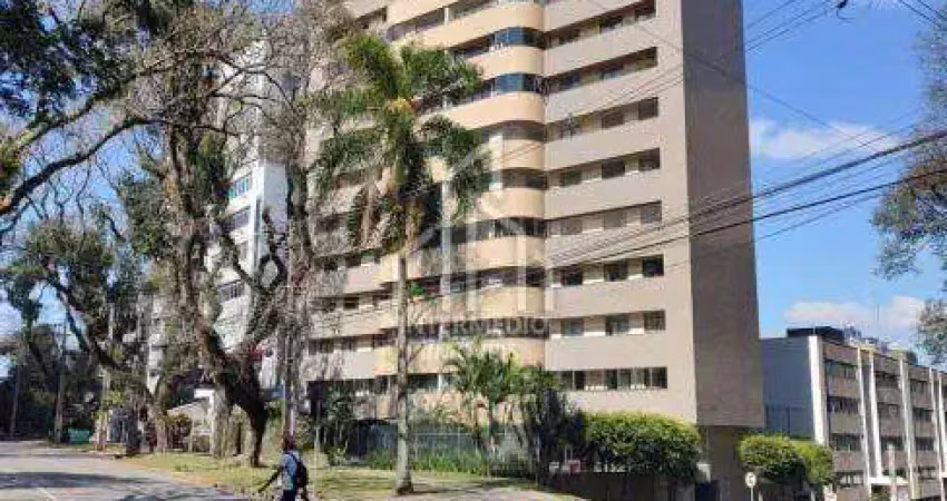 Excelente apartamento face norte, a uma quadra do cube curitibano