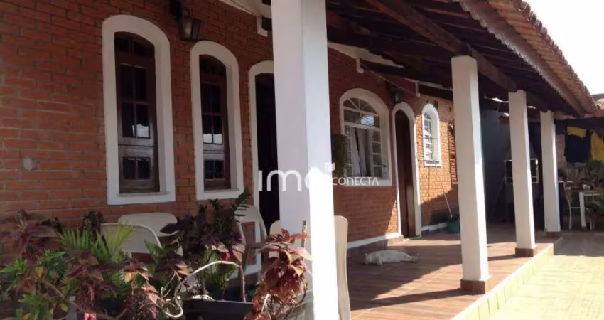 Vende se 2 casas no mesmo terreno na Vila Espéria - Retiro - Jundiaí  SP  ótima localização, 357. AT. 2 vagas , Oportunidade !!!