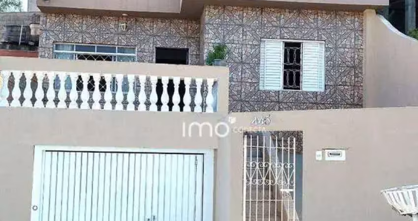 Vende se Casa Sobrado no Bairro M. de Fátima em Várzea Paulista - Não financia-  R$  450.000