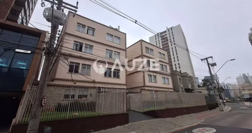 Excelente apartamento com 124m2  perfeito para retrofit do lado do clube curitibano no agua verde