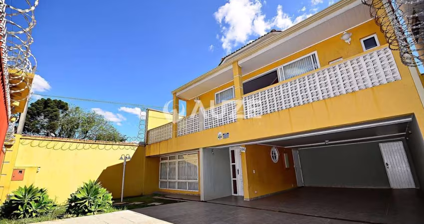 Casa alto padrão averbada com 419,26m² em terreno de 660m²