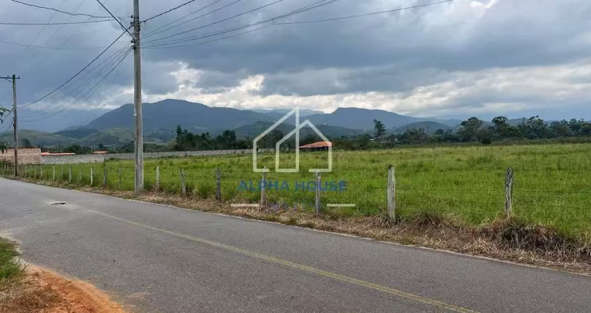 Terreno à venda no Mandú, Pindamonhangaba 
