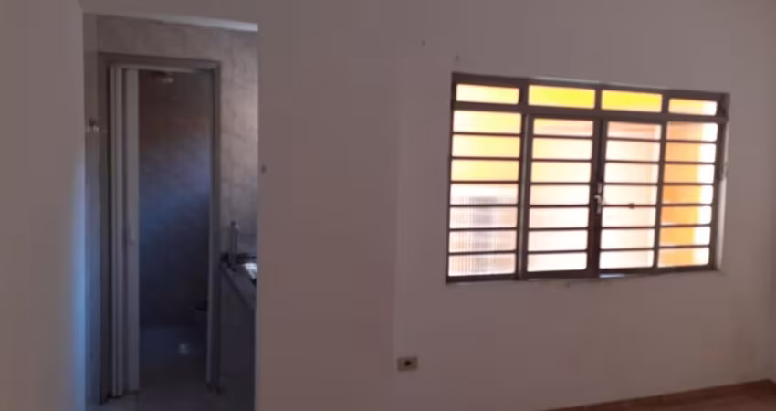Kit no centrão de Taubaté só vai pagar o aluguel e a luz que utilizar