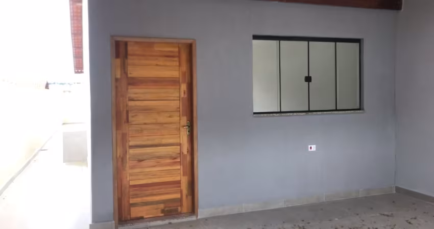 Excelente casa térrea em condomínio no bairro Campos Elíseos em Taubaté