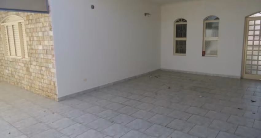 Excelente casa terrea no bairro Parque Aeroporto em Taubaté,