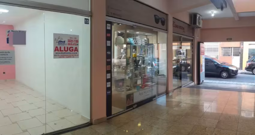 Excelente sala comercial na galeria boulevard no centro de taubaté