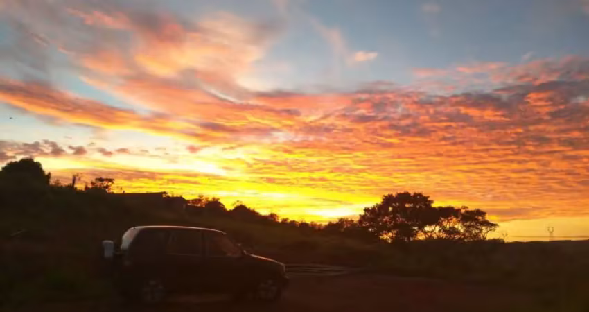 Uma linda chacara no bairro do barreiro em taubaté, possui 4 quartos