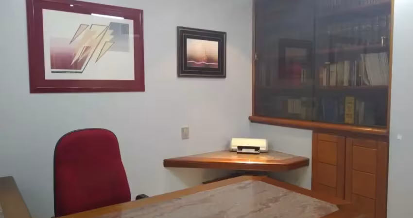 Sala comercial com 1 sala à venda na Rua Visconde do Rio Branco, 100, Centro, Taubaté