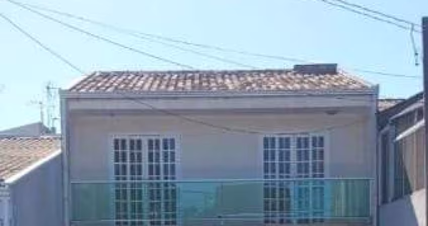O Sobrado dos Sonhos no Capela Velha – Conforto, Estilo e Localização Privilegiada Esperando por Vo