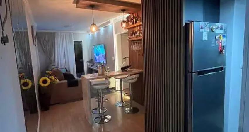 'Seu novo lar dos sonhos: Conheça este incrível apartamento com planejados e garagem em Araucária p