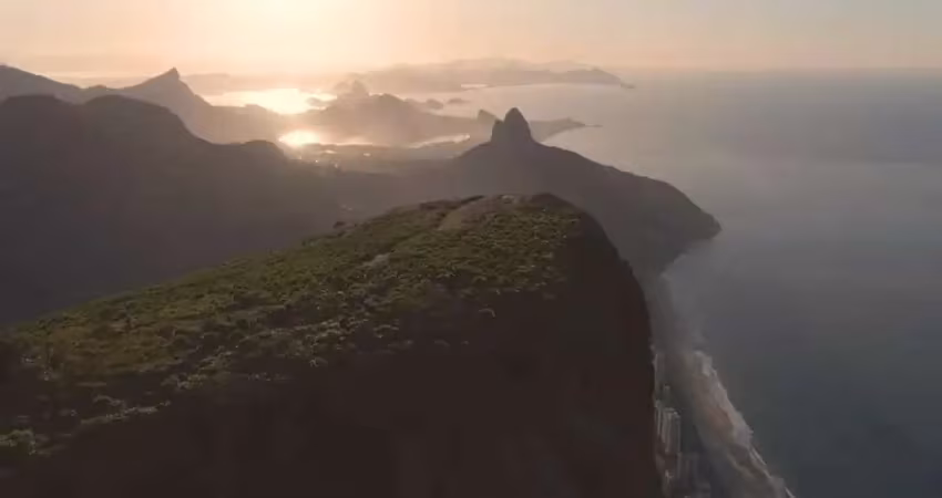 Casa em condomínio para venda em rio de janeiro, barra da tijuca, 4 dormitórios, 4 suítes, 6 banheiros, 2 vagas
