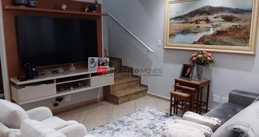 Sobrado à venda 3 Quartos, 1 Suite, 2 Vagas, 110M², Santa Maria, São Caetano do Sul - SP