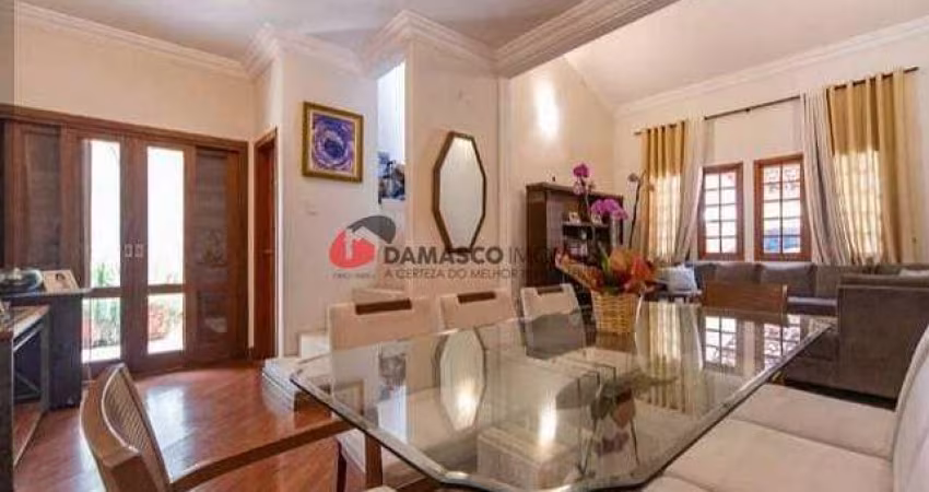 Casa à venda 3 Quartos, 1 Suite, 3 Vagas, 220M², Barcelona, São Caetano do Sul - SP
